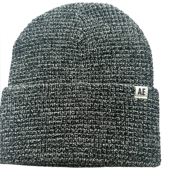 American Eagle Outfitters Accessories - American Eagle Unisex Gray Beanie NWT